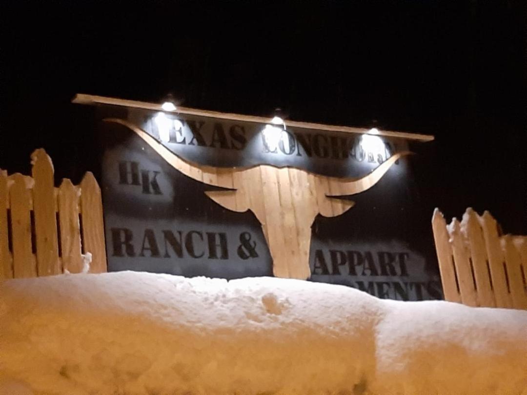 캐디피트라 Texas Longhorn Ranch Neumannhof 아파트 외부 사진